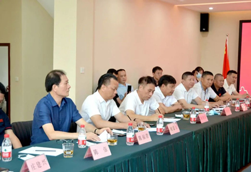 與會(huì )人員.jpg